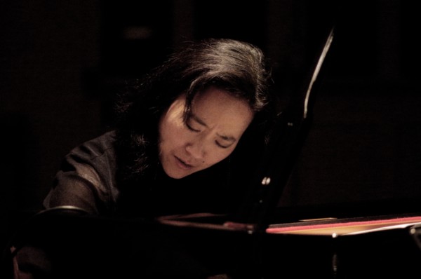 Helen Sung, Watermill Jazz Club, Dorking, Surrey, Nov 2015. Artist: Brian O'Connor.