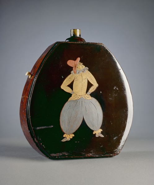 Gunpowder flask with figures in Portuguese dress, late 17th-early 18th century. Artist: Unknown.