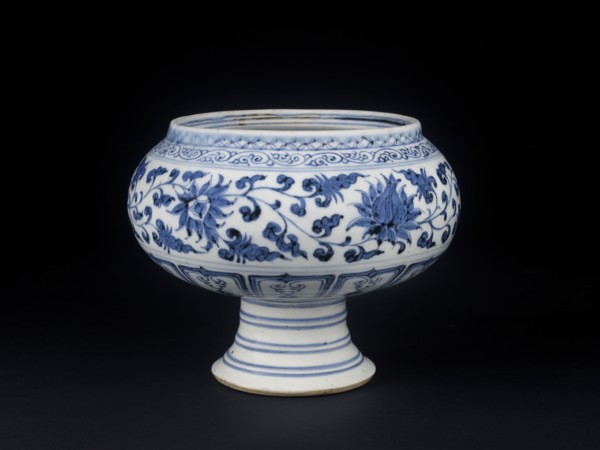 Blue-and-white stem bowl with lotus flowers and mandarin ducks, mid-14th century. Artist: Unknown.