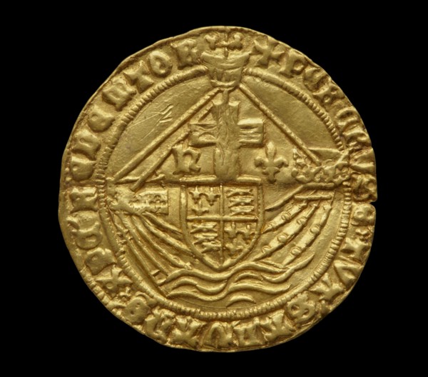 Complete Tudor gold hoard (The Asthall Hoard), 1470-1526. Artist: Unknown.