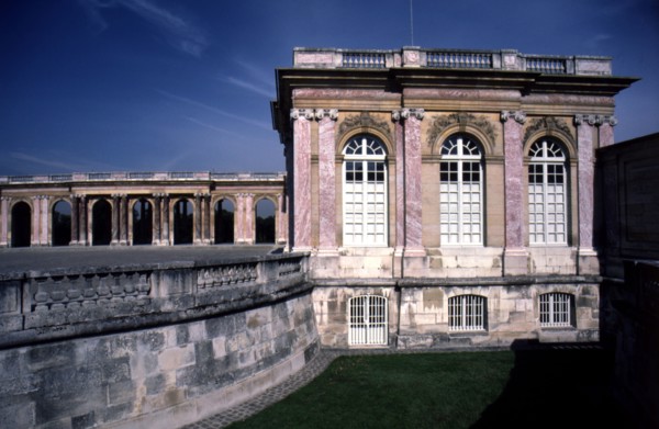 Architectural detail of a side of the Grand Trianon palace.