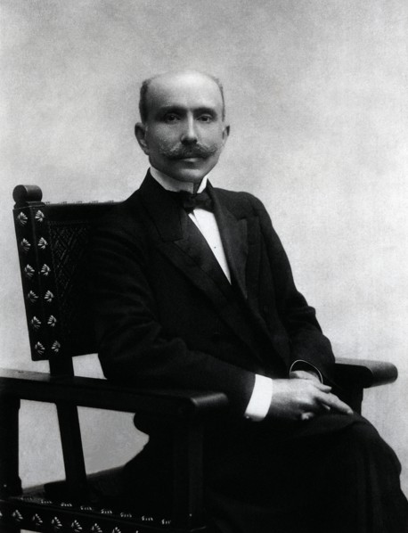 Angel Urzáiz and Cuesta (Puerto de Santa María, 1856-Madrid, 1926), lawyer, journalist and Spanis?