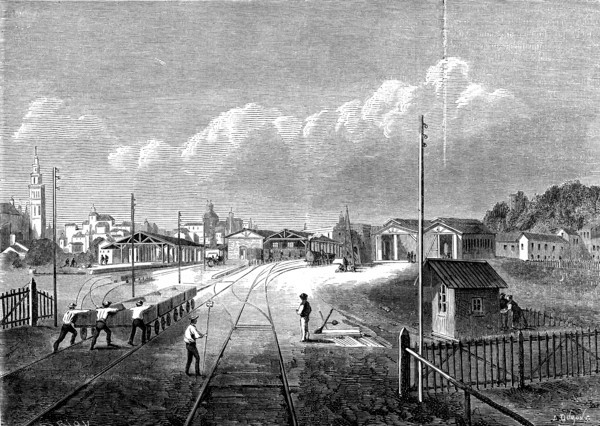 Railway line from Seville to Cadiz, works in the Seville station by the architect of the company ?