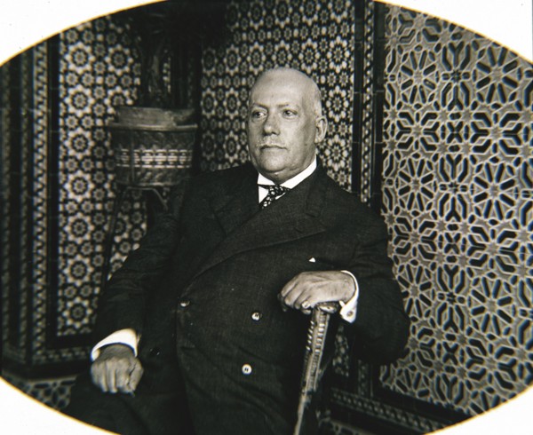 Torcuato Luca de Tena y Alvarez Ossorio (1861-1929), Spanish journalist.