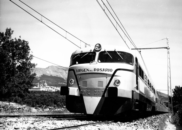 Automotive train Talgo III, 1950.
