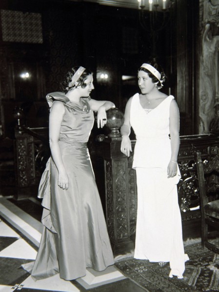 Encarnación López 'La Argentinita' (1895-1945), Spanish dancer and choreographer.