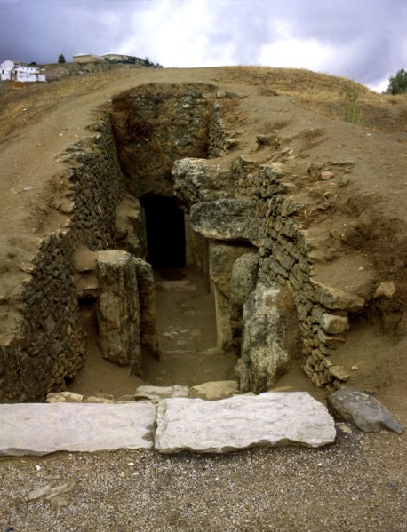 Entrance to the Cave of Viera, about 2200 - 1500 a. JC.