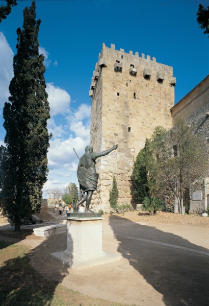 Archbishop tower 197 ad.C and statue of Emperor Augustus alongside the city walls built by the Ro?