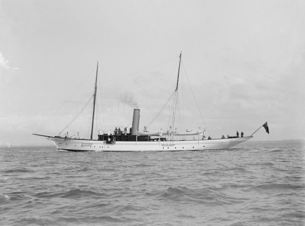 The 70 ton steam yacht 'Ombra' under way, 1914. Creator: Kirk & Sons of Cowes.