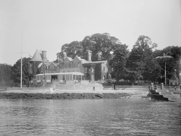 Cowes Castle, Isle of Wight, c1930. Creator: Kirk & Sons of Cowes.