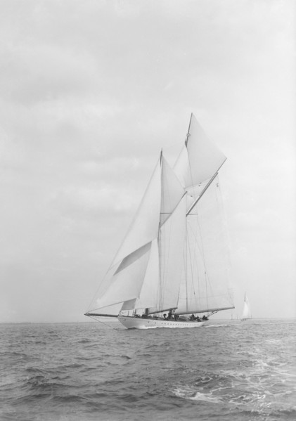 The spectacular 338-ton Big Class schooner 'Westward', 1926. Creator: Kirk & Sons of Cowes.
