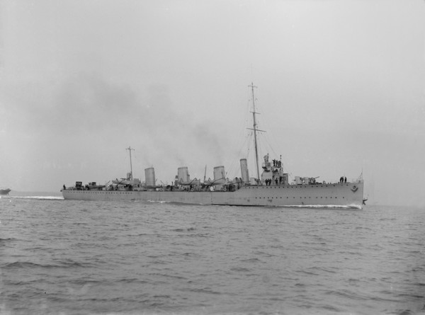 'HMS Broke', 1914. Creator: Kirk & Sons of Cowes.