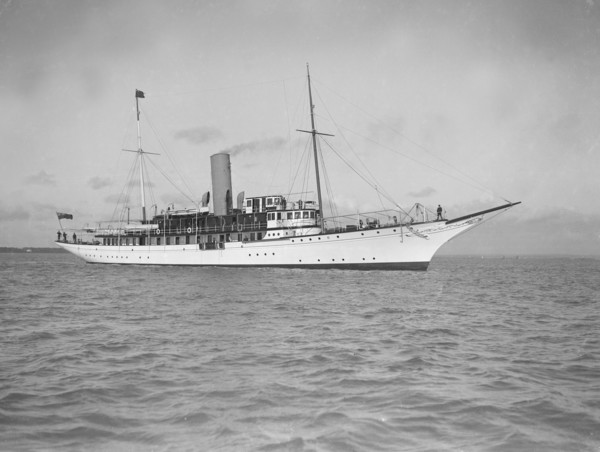 The steam yacht 'Marynthea', 1911. Creator: Kirk & Sons of Cowes.