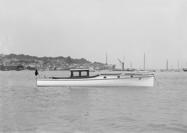 Wolseley motor launch, 1914. Creator: Kirk & Sons of Cowes.
