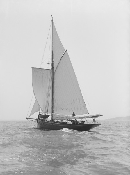 The cutter 'Monara' under sail, 1914. Creator: Kirk & Sons of Cowes.