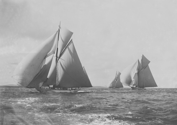 'White Heather', 'Meteor III' and 'Brynhild' racing in the Solent, 1905. Creator: Kirk & Sons of Cowes.