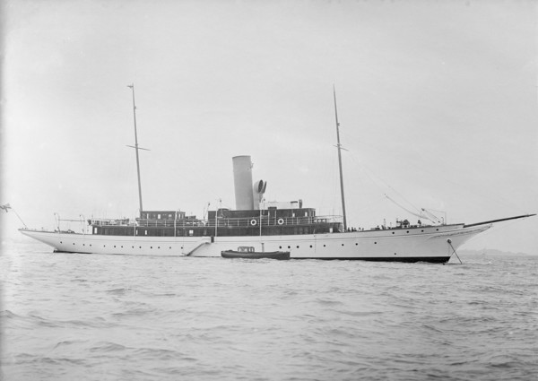 Steam yacht 'Miranda' at anchor, 1910. Creator: Kirk & Sons of Cowes.