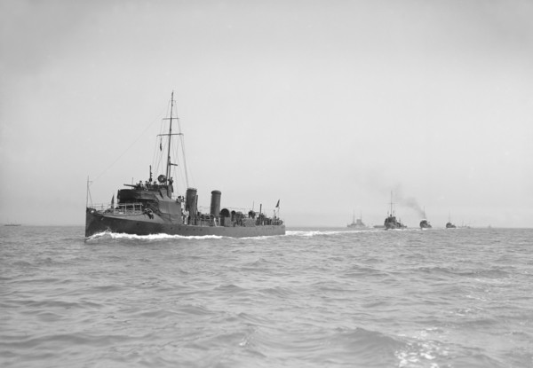 Line of Torpedo Boats under way, 1911. Creator: Kirk & Sons of Cowes.