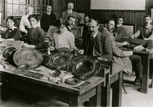 Men and women in tinsmithing and plating class, within 20 miles of Barry, before 19