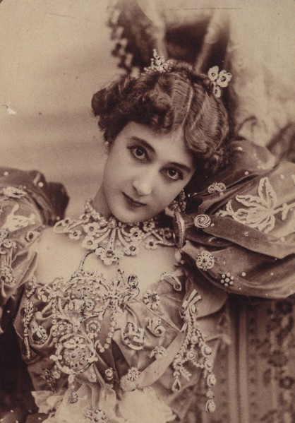 La Belle Otéro, 1890s.