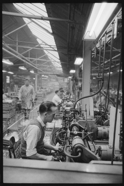 Factory floor of the Wear Flint Glass Works, Alfred Street, Millfield, Sunderland, 1961