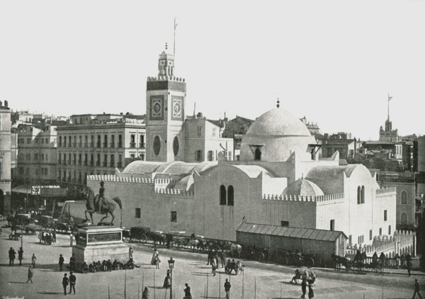 The Djama'a al-Djedid, Algiers, Algeria, 1895.