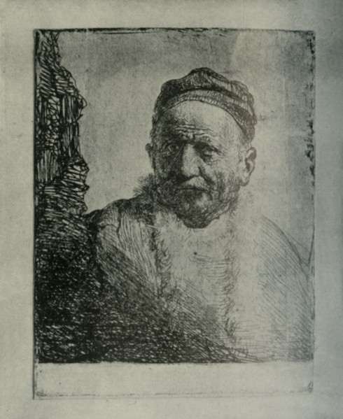 'Man Wearing a Close Cap