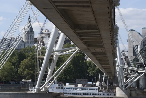 Hungerford Bridge, River Thames, London, England, UK, 3/9/10.