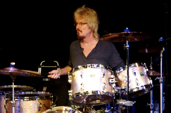 Dirk Maggs, Crawley Blues Club