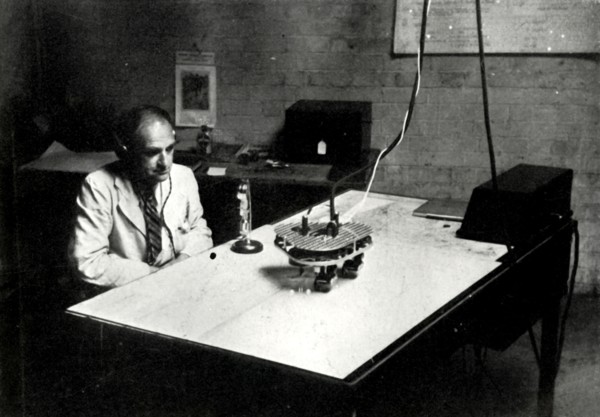 Control desk at an RAF flight training school,1941