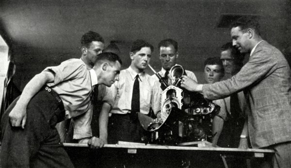 RAF personnel receiving aero-engine instruction,1941