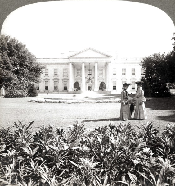 'The White House, the historic residence of the Nation's Chief - north front-Washington