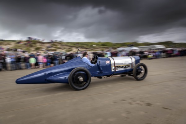 1925 Sunbeam 350 hp driven by Don Wales at Pendine Sands 2015. Creator: Unknown.