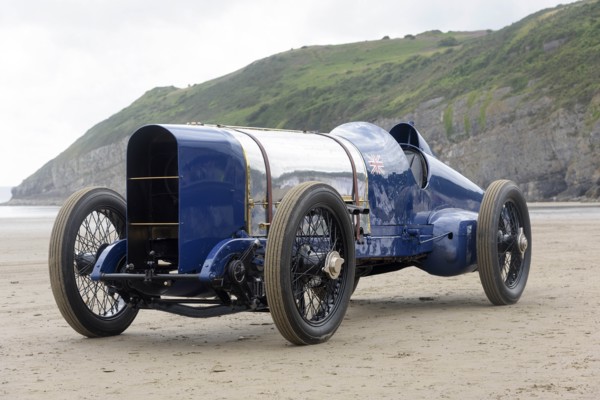 1925 Sunbeam 350 hp driven by Don Wales at Pendine Sands 2015. Creator: Unknown.