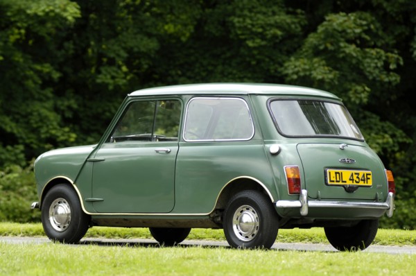 1968 Austin Mini 1000 MK2. Creator: Unknown.