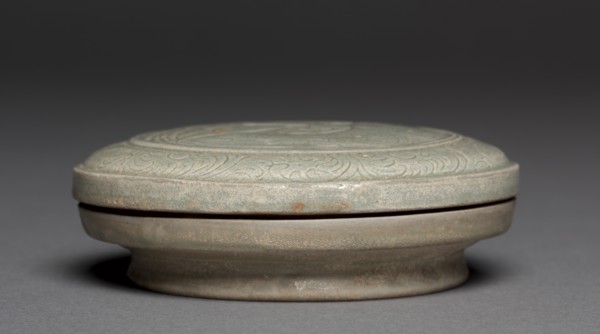 Covered Box: Yue Ware, 907-960. Creator: Unknown.