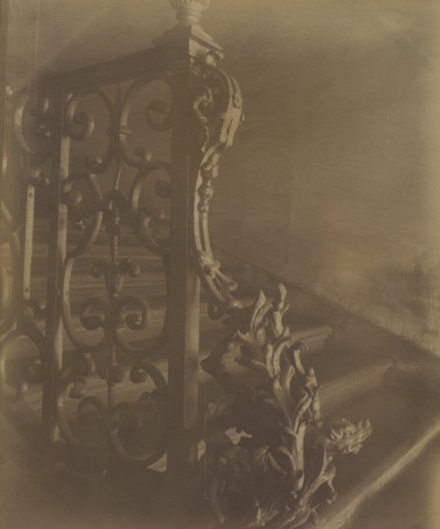 Hôtel Cheruseau, Rue Louis en LIle, c. 1905-06. Creator: Eugène Atget (French, 1857-1927).