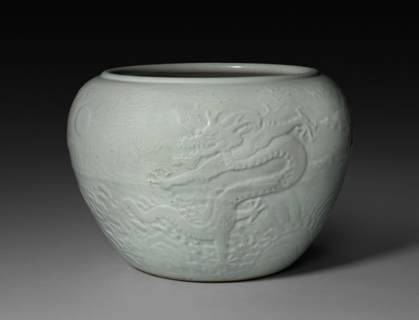 Jardiniere with Dragon in Waves, 1662-1722. Creator: Unknown.