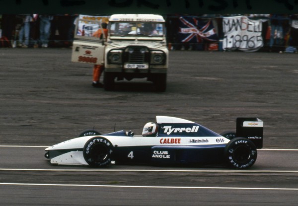 Tyrrell Ilmor 020-B , Andrea De Cesaris 1992 British Grand Prix. Creator: Unknown.