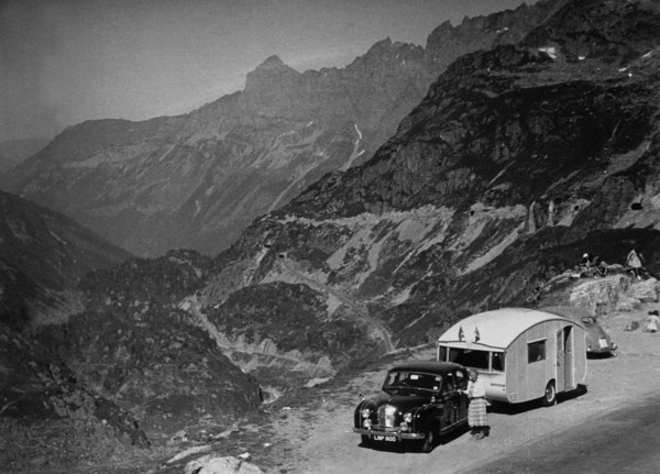 1954 Austin A70 Hereford with Pipit caravan. Creator: Unknown.