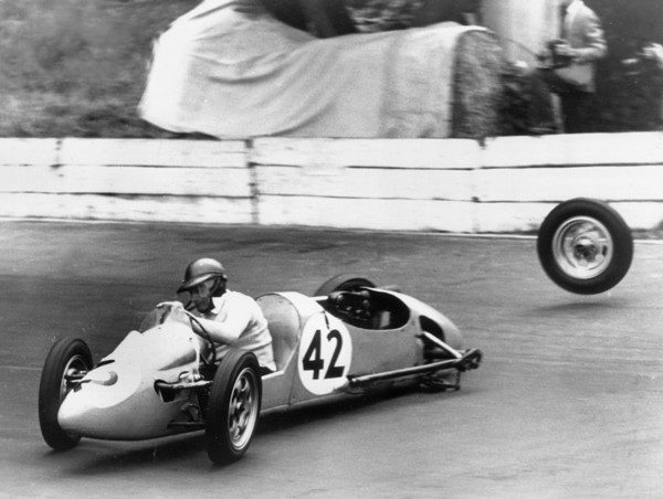 1954 Kieft 500cc at Crystal Palace, losing a wheel. Creator: Unknown.