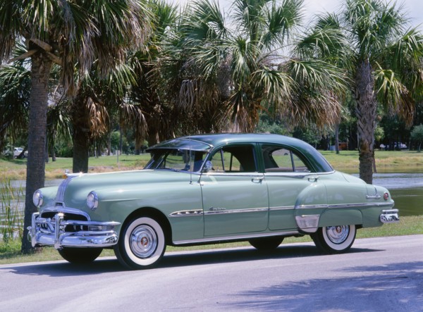 1951 Pontiac Chieftan De Luxe. Creator: Unknown.