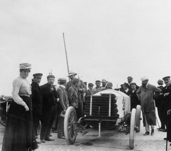 De Dietrich, Gabriel at 1904 Ostend Speed Trials. Creator: Unknown.