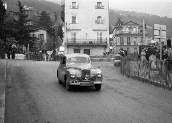 Sunbeam Talbot 90, Stirling Moss, 1954 Monte Carlo rally. Creator: Unknown.