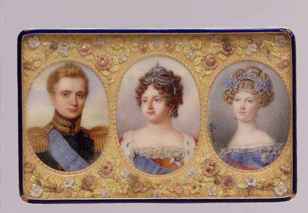 Snuffbox with portraits of Empress Maria Feodorovna, her Son and daughter-in-law, ca. 1823. Creator: Anthelme-François Lagrenée.