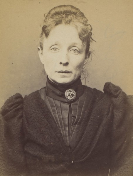 Loth. Clotilde, Caroline (femme Bossant). 43 ans, née à Valenciennes. Sans profession. Anarchiste. 27/4/94., 1894.