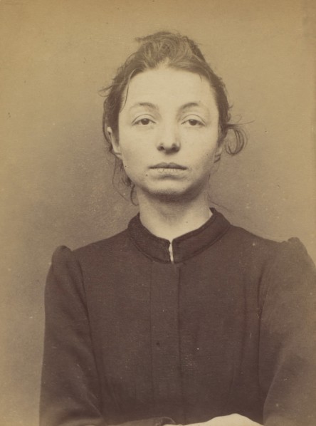 Zanini. Marie (veuve Milanaccio). 28 ans, née à Turin (Italie). Cuisinière. Vol. 18/3/94., 1894.