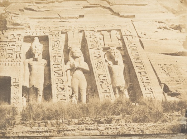 Moitié de la façade du Spéos d'Athor, à Abousembil (partie Septentrionale), March 1850.