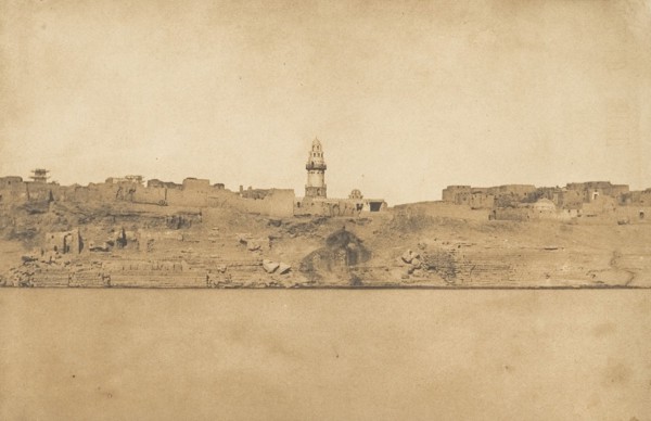 Vue générale d'Esné (No. 2, partie médiale), 1849-50.