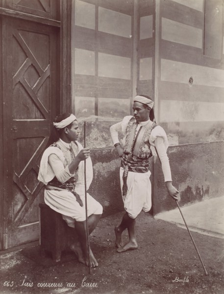 Sais coureurs au Caire, 1870s.